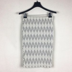 Forever 21 Pencil Skirt Black & White